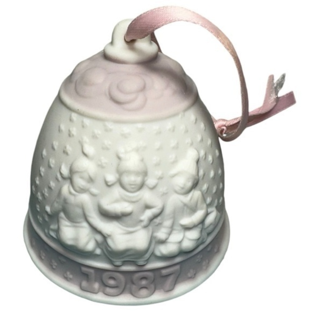 LLadro Vintage 1987 Pink Porcelain Christmas Bell Campanita Navidad Ornament